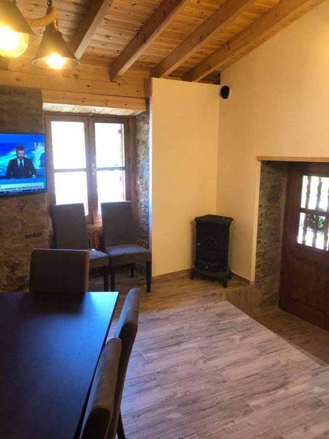 To Spiti Tou Faliari Platanistasa エクステリア 写真